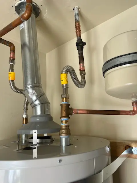 Water heater installation and plumbing repair in Fife Heights